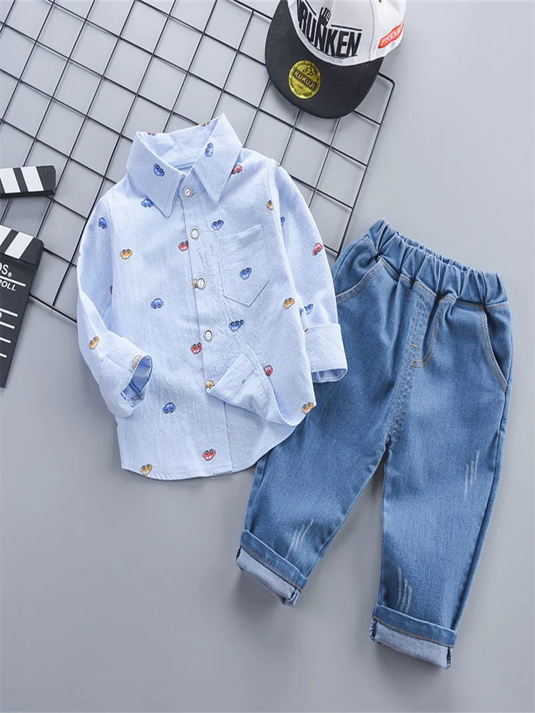 New casual shirts and jeans are suitable for babies aged 1-5.